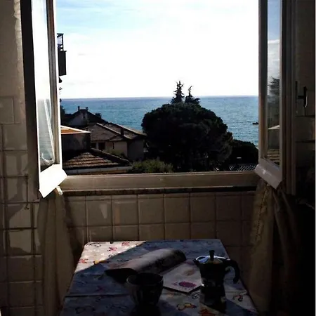 Il Tramonto Delle 5 Terre